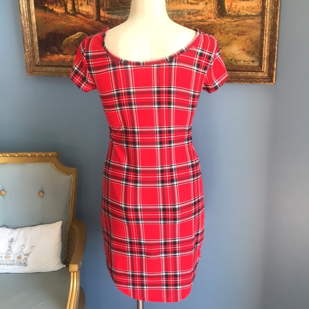 Red plaid short sleeves asymmetric scoop neck bodycon mini dress size S preppy - Picture 3 of 7